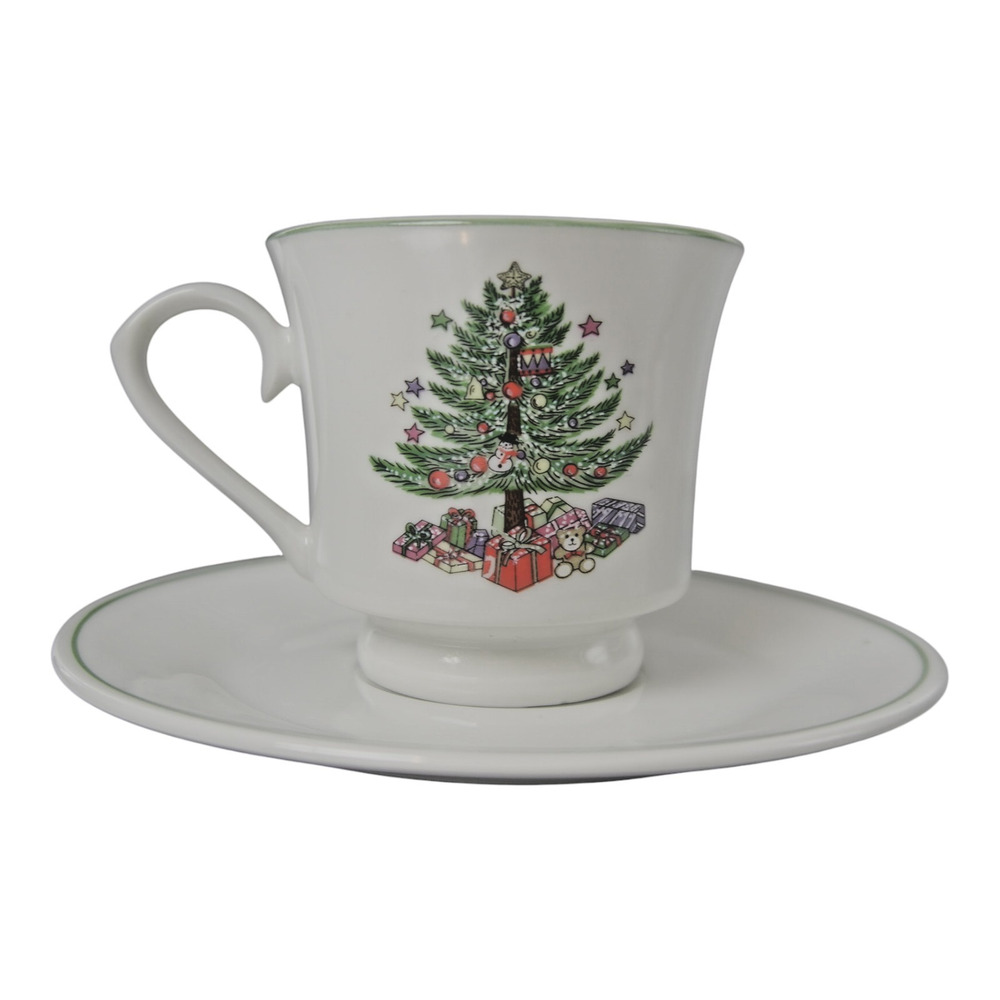 Gibson Christmas Tree Fine China Cups & Saucers Set of 4